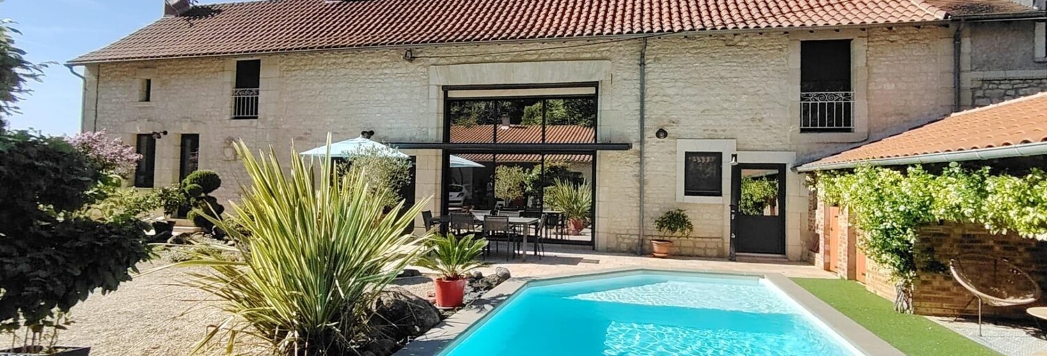 Maison 5 Pièces 230 m² à vendre à Colombiers (86490)