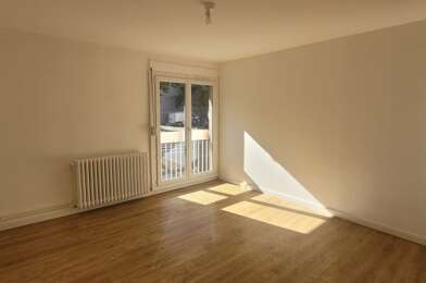 Appartement 3 pièces 680 €