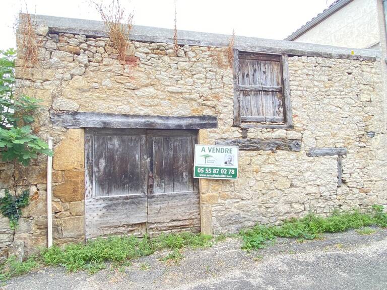 Grange — photo 1