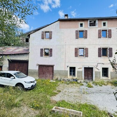 Maison 10 pièces 180000 €