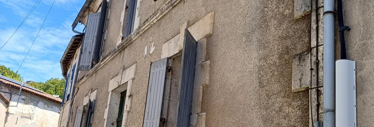 Maison 10 Pièces 217 m² à vendre à Chalais (16210)