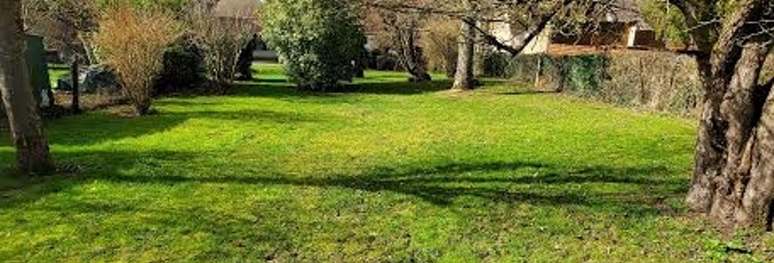 Terrain  346 m² à vendre à Fontenay-Trésigny (77610)