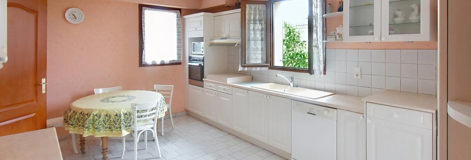 Maison 9 Pièces 154 m² à vendre à Mâcon (71000)