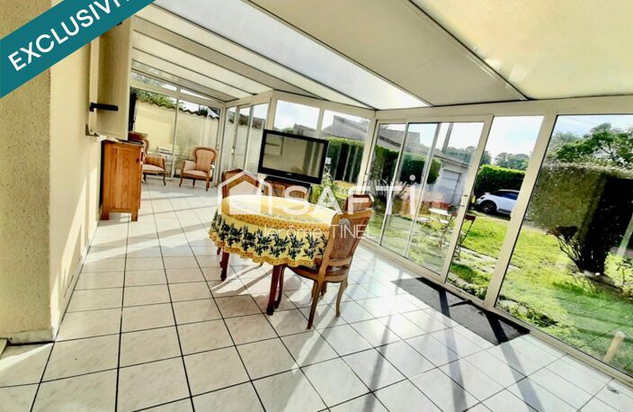 Maison familiale avec véranda,  jardin et garage — photo 2