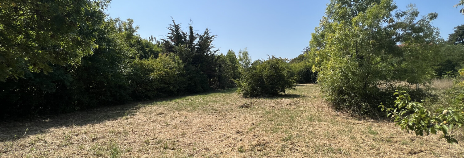 Terrain  1884 m² à vendre à Marennes-Hiers-Brouage (17320)