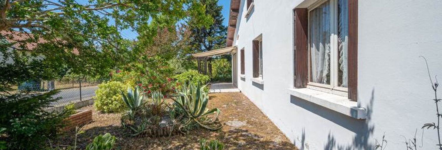 Maison 8 Pièces 161 m² à vendre à Saint-Paul-en-Born (40200)