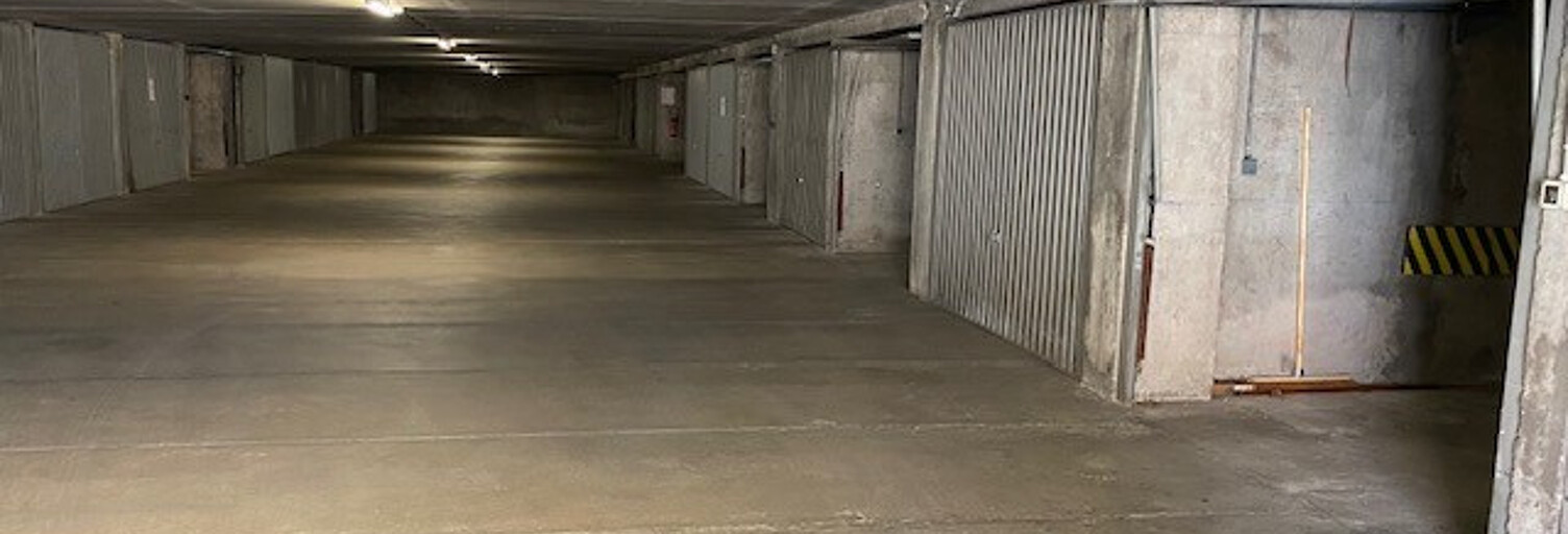 Garage  15 m² à louer à Roanne (42300)