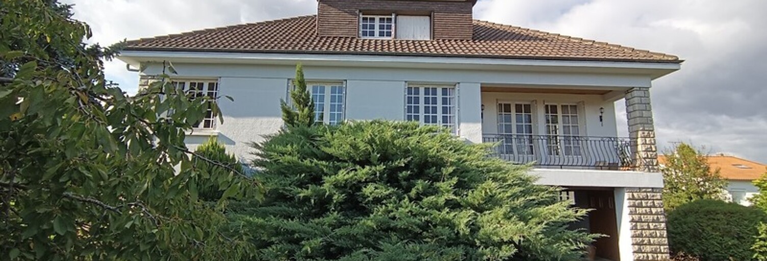 Maison 8 Pièces 242 m² à vendre à Issoire (63500)