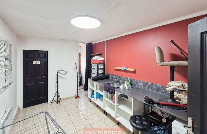 Fond de commerce Salon de coiffure – Libourne, Axe passant — photo 4