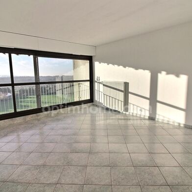 Appartement 4 pièces 192000 €