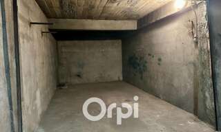 Commerce   m² à vendre à Grenoble (38100)