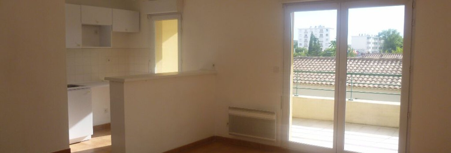 Appartement 1 Pièce 44 m² à louer à Nîmes (30900)