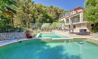 Maison 7 Pièces 250 m² à vendre à Èze (06360)