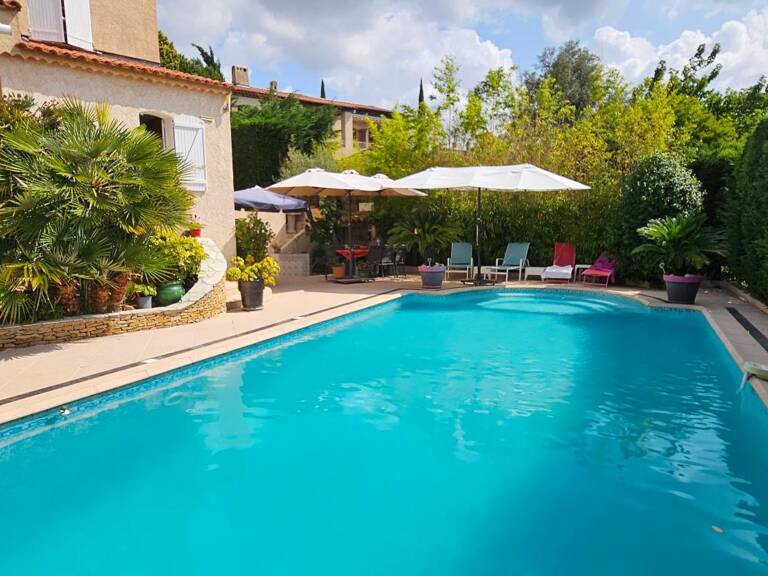 Grande villa à vendre à La Seyne Sur Mer piscine terrain 1000m² sans vis à vis superbe jardin — photo 1