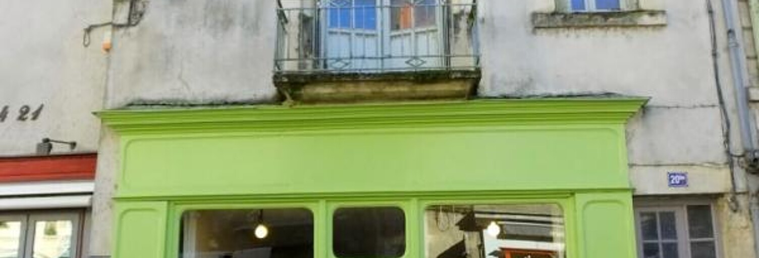 Immeuble  180 m² à vendre à La Charité-sur-Loire (58400)