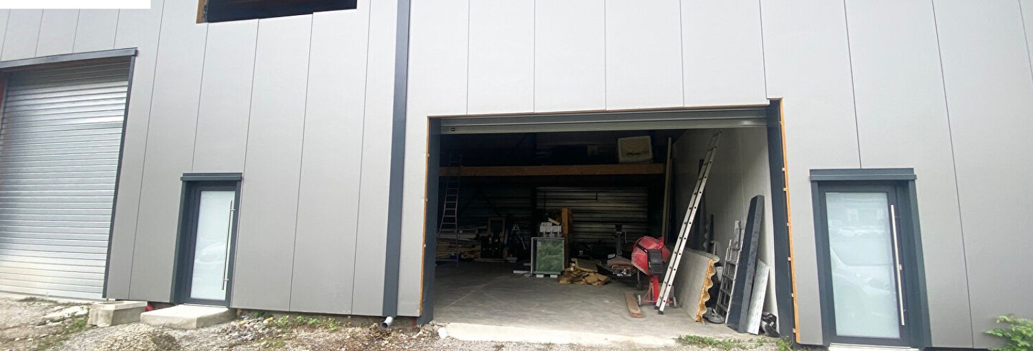 Local industriel  150 m² à vendre à Valgelon-La Rochette (73110)