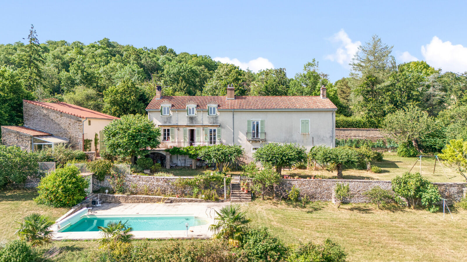 Villa / Maison  T7 à vendre Givry 71640