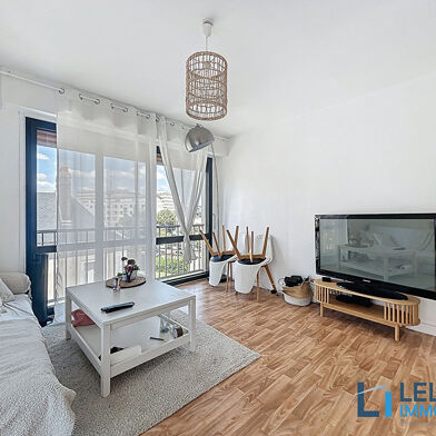 Appartement 2 pièces 750 €