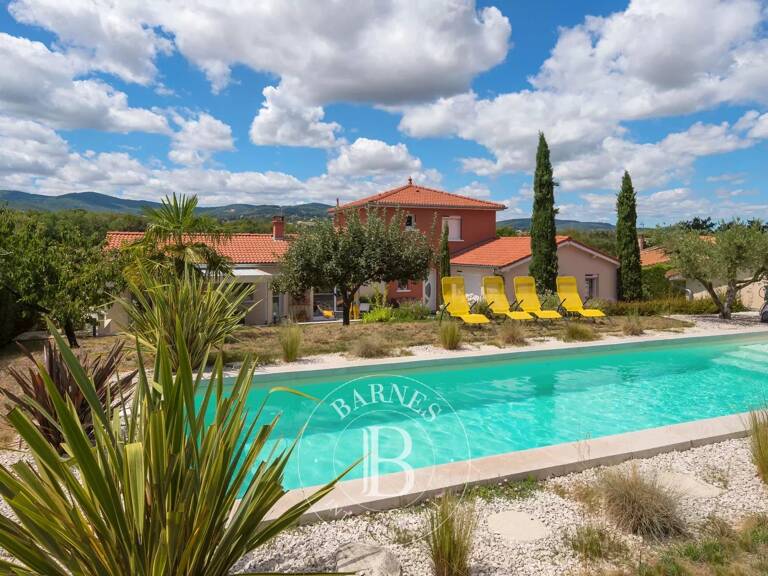 Brindas - Maison familiale de 213 m² - Terrain de 2196 m² - 5 chambres — photo 1
