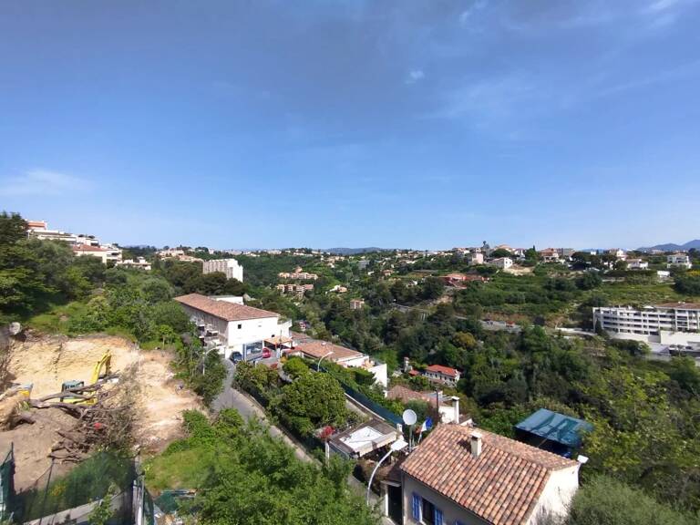 2 pièces Fabron vue Dégagée et Garage — photo 1