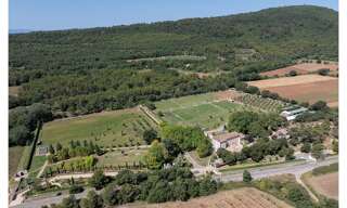 Maison 20 Pièces 665 m² à vendre à Fox-Amphoux (83670)