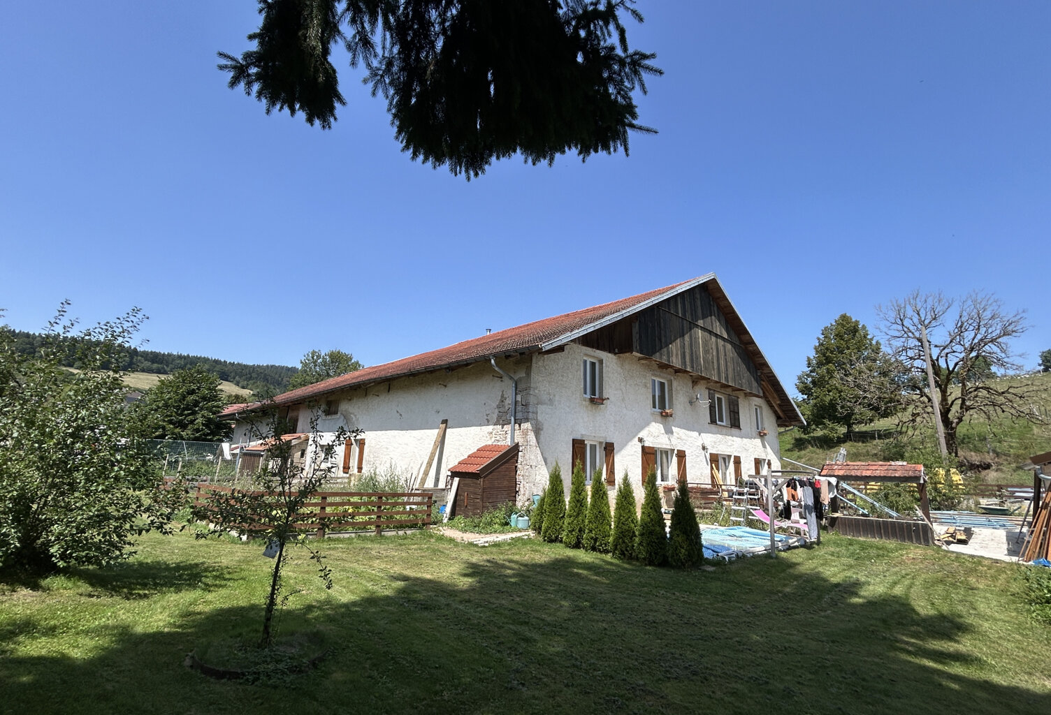 GUYANS-VENNES — photo 1