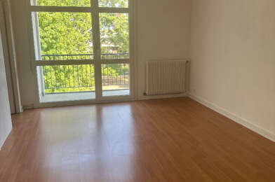 Appartement 3 pièces 900 €