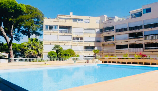 Appartement 2 pièces  à vendre Hyères 83400