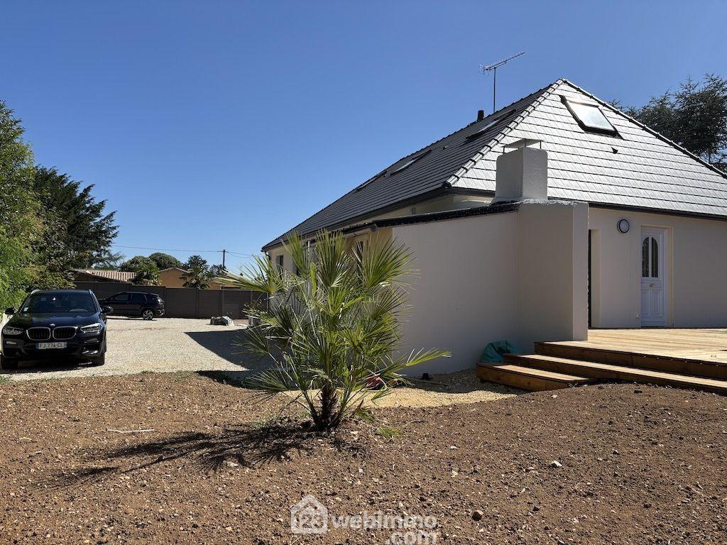 Photo Maison - 184m² - Chasseneuil-du-Poitou image 3/4