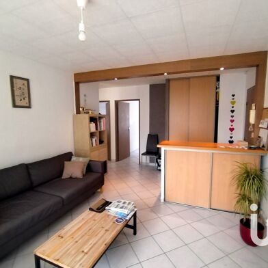 Appartement 3 pièces 145000 €