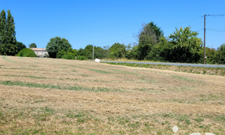 Terrain  4077 m² à vendre à Villeneuve-de-Duras (47120)