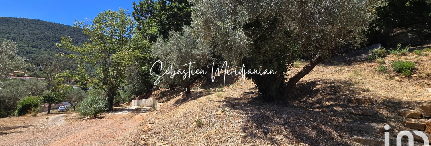 Terrain  1987 m² à vendre à Solliès-Toucas (83210)