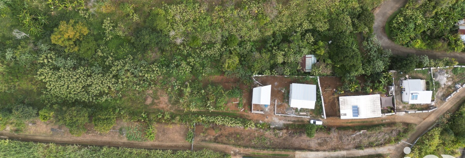 Terrain  2695 m² à vendre à Saint-Paul (97435)