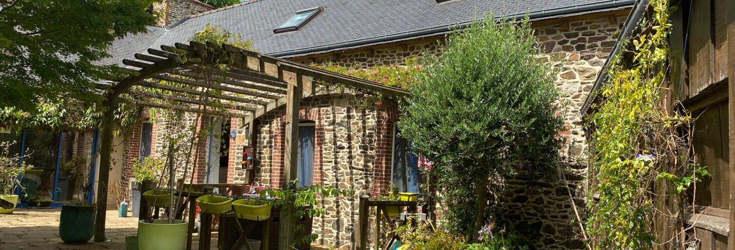 Maison 5 Pièces 133 m² à vendre à Quemper-Guézennec (22260)