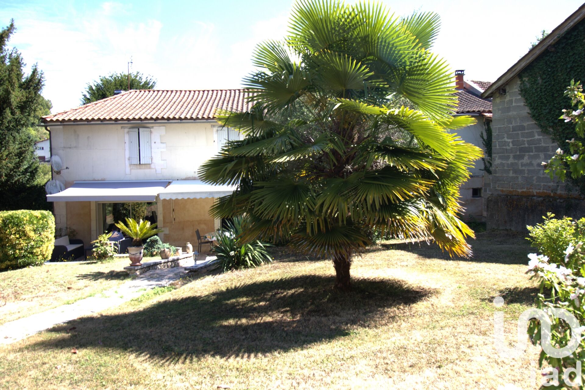 Chalais - 155m² - 5p. - 3ch.