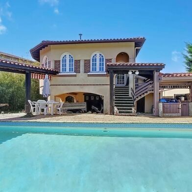 Maison 7 pièces 314000 €