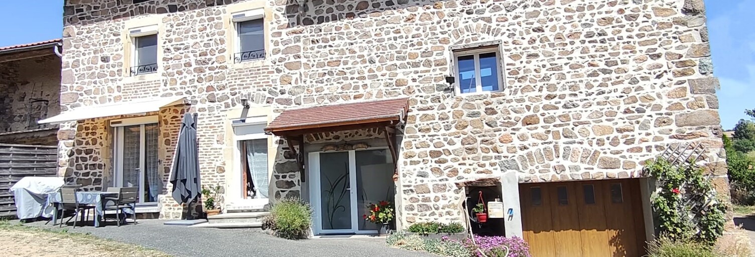 Maison 5 Pièces 121 m² à vendre à Villemontais (42155)