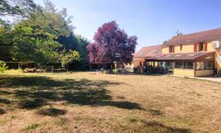 Maison 8 Pièces 170 m² à vendre à Feux (18300)