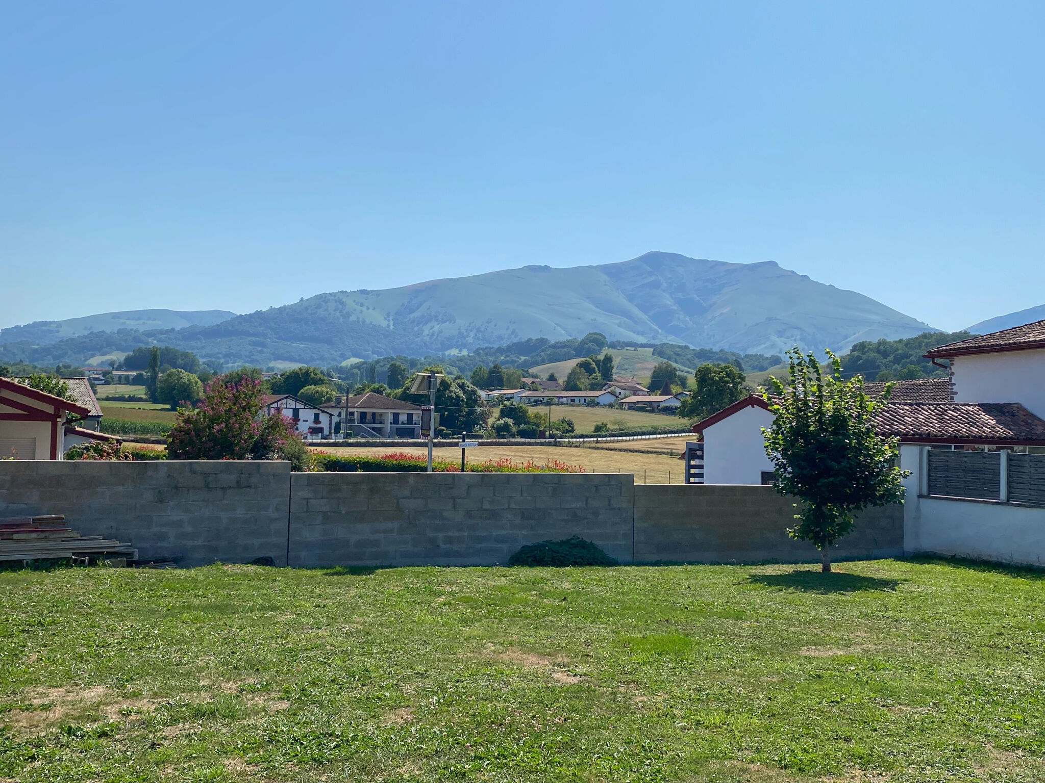 Villa / Maison  T5 à vendre Saint-Jean-Pied-de-Port 64220