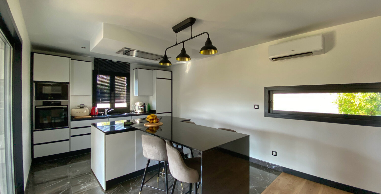 Maison de plain-pied récente — photo 1