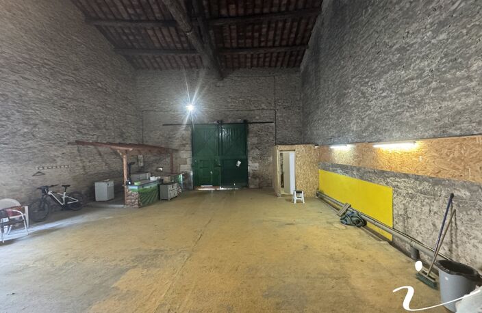 Entrepôt — photo 5