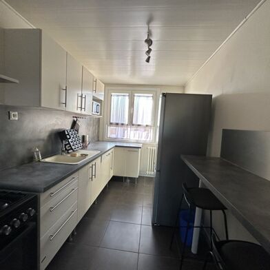 Appartement 3 pièces 108600 €