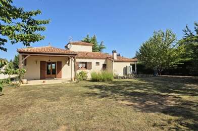 Maison 6 pièces 281430 €