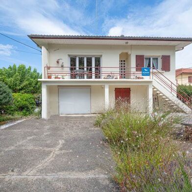 Maison 6 pièces 617730 €