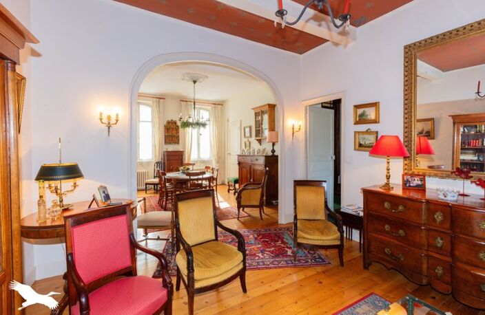 Maison de ville de 8 pièces principales — photo 2