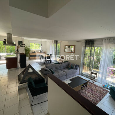 Maison 5 pièces 359000 €