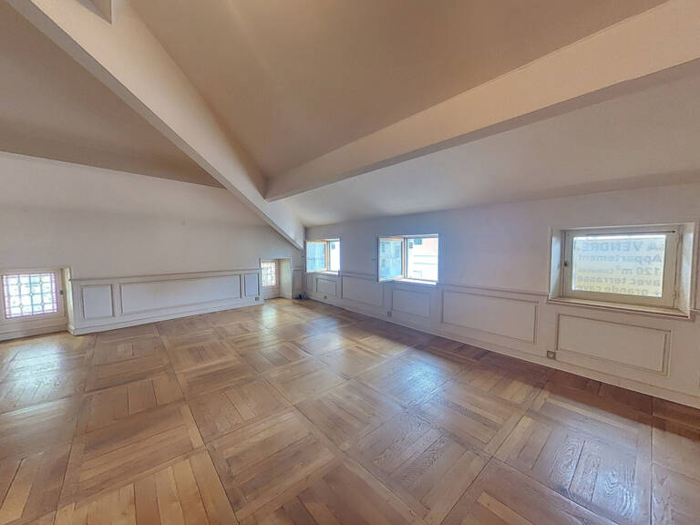 appartement type 3  de 112.25 m2 + cave voutée 40 m2 — photo 1