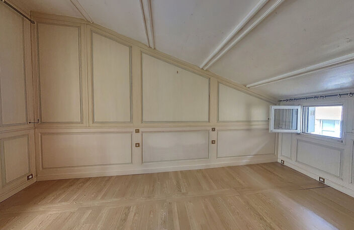 appartement type 3  de 112.25 m2 + cave voutée 40 m2 — photo 3