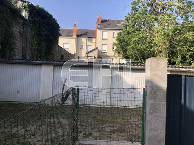 MC 1066 - Quartier gare - Ensemble immobilier comprenant 3 appar — photo du bien