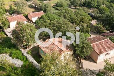 Maison 18 pièces 808400 €